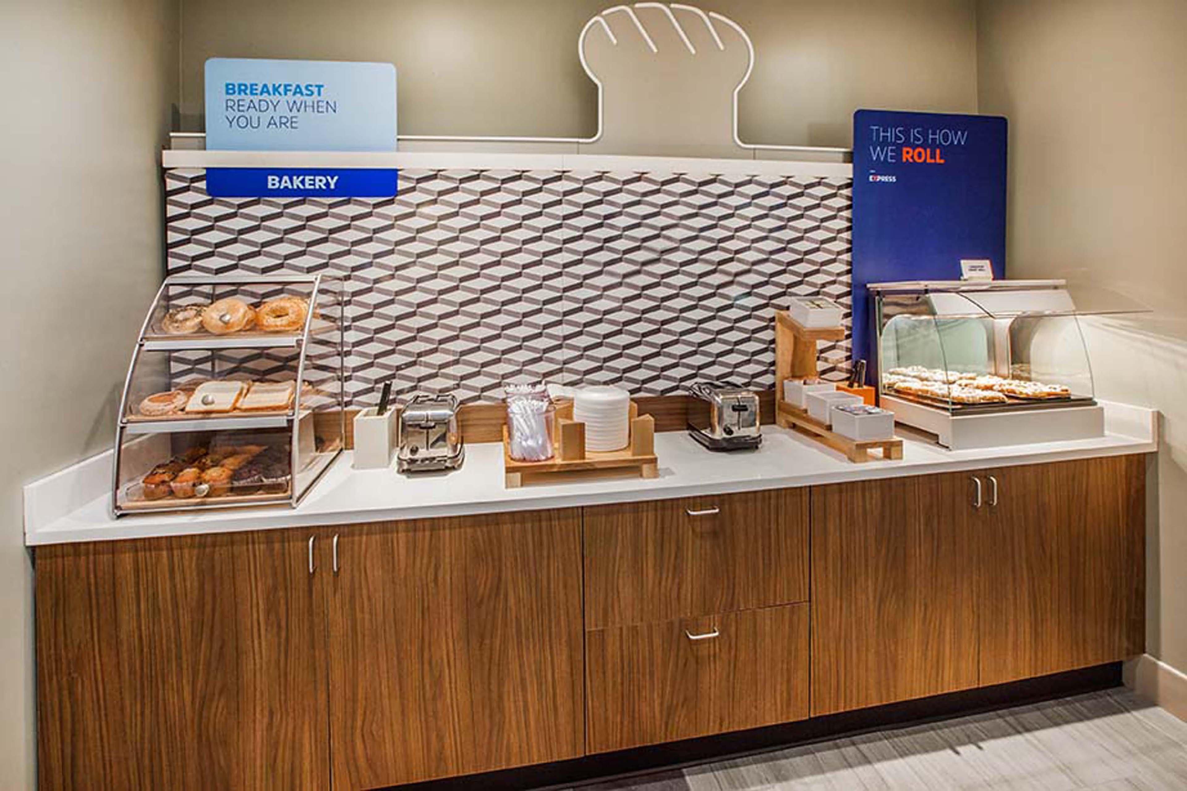 Holiday Inn Express & Suites Broomfield By Ihg Buitenkant foto
