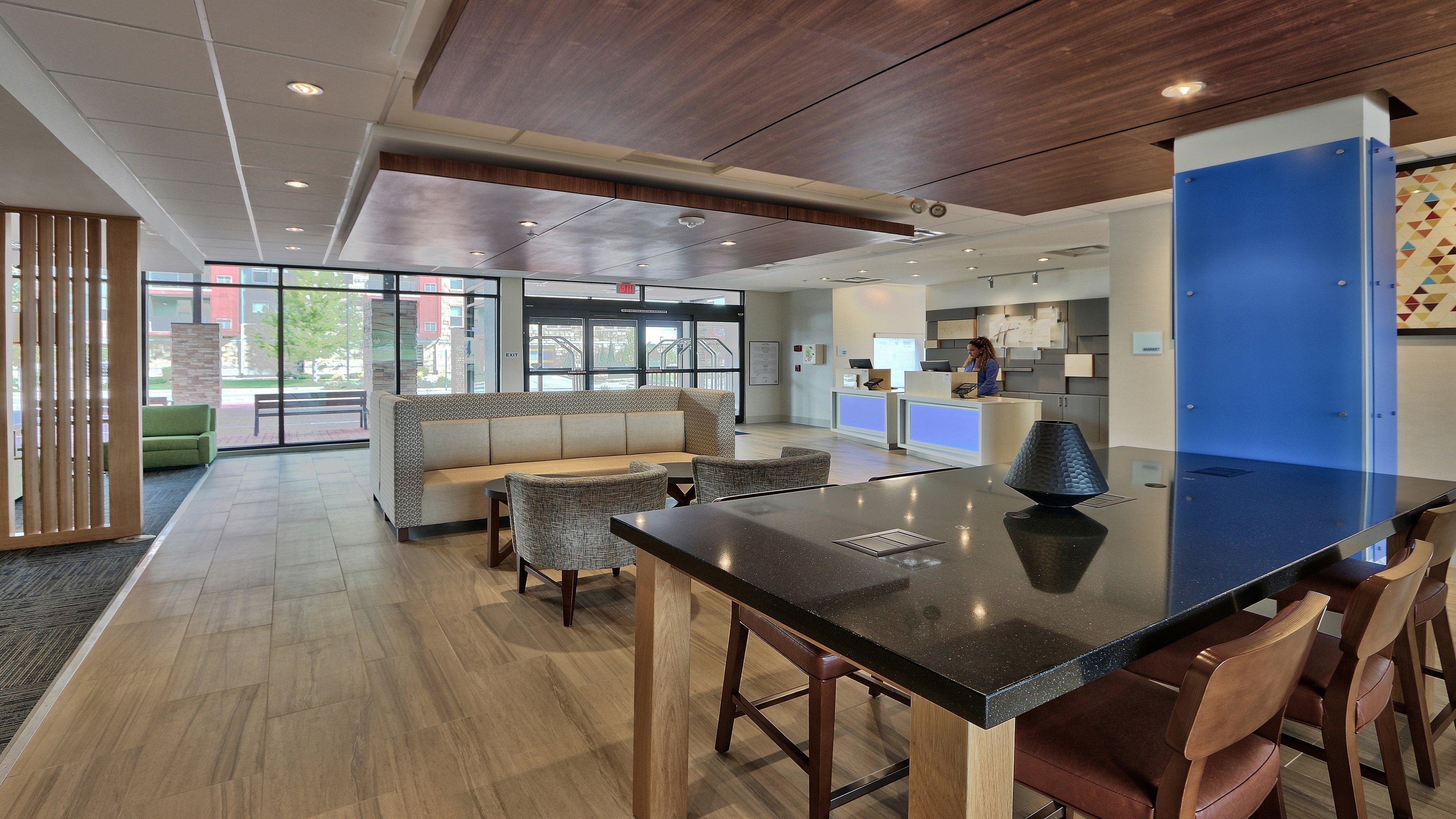 Holiday Inn Express & Suites Broomfield By Ihg Buitenkant foto